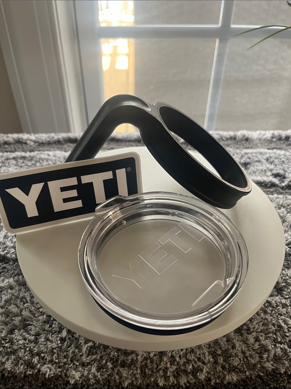 Yeti Clear Tumbler Lid with Black Handle Ring Accessories